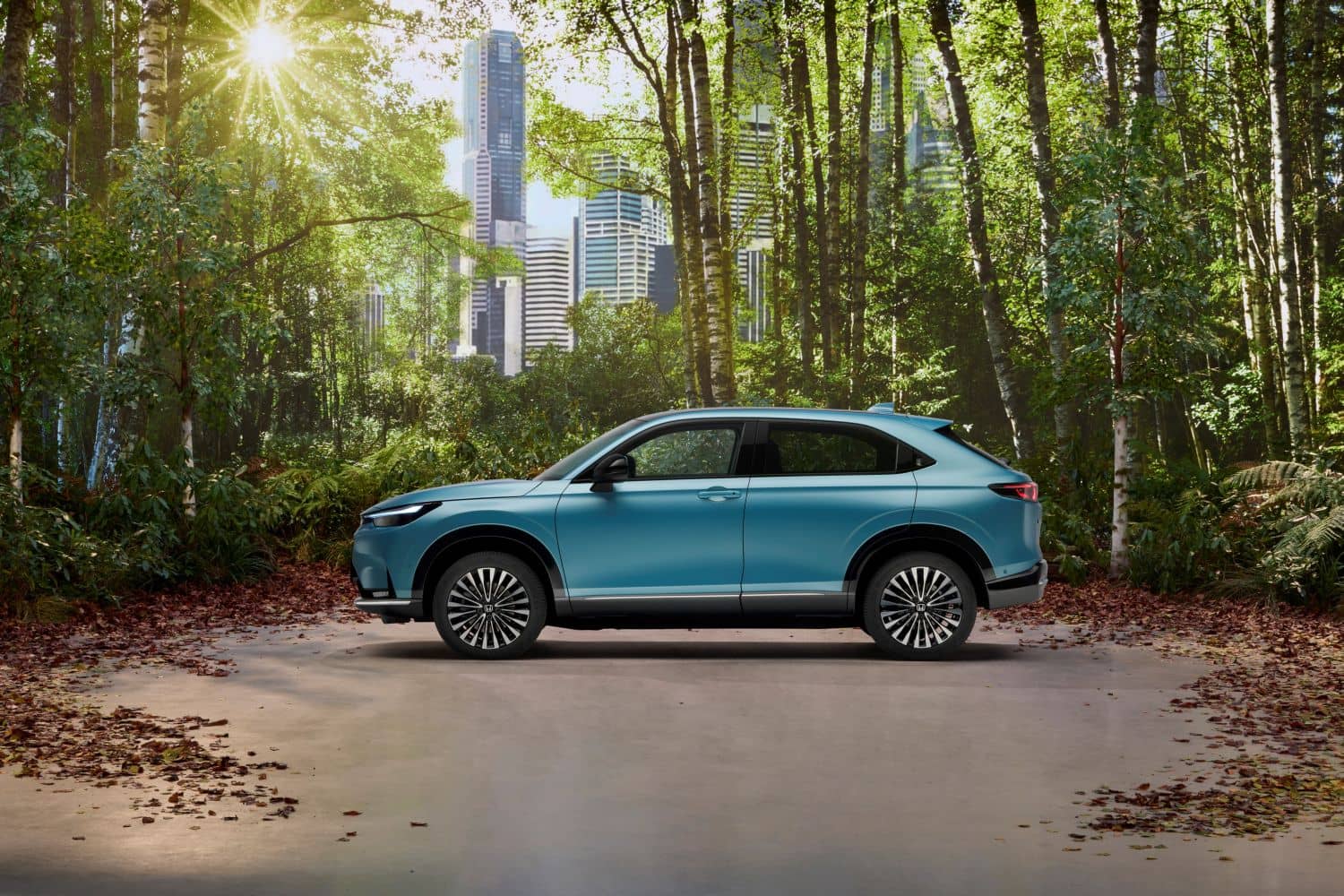 Perfil dinámico del e:Ny1 resaltando su silueta aerodinámica y elegante.