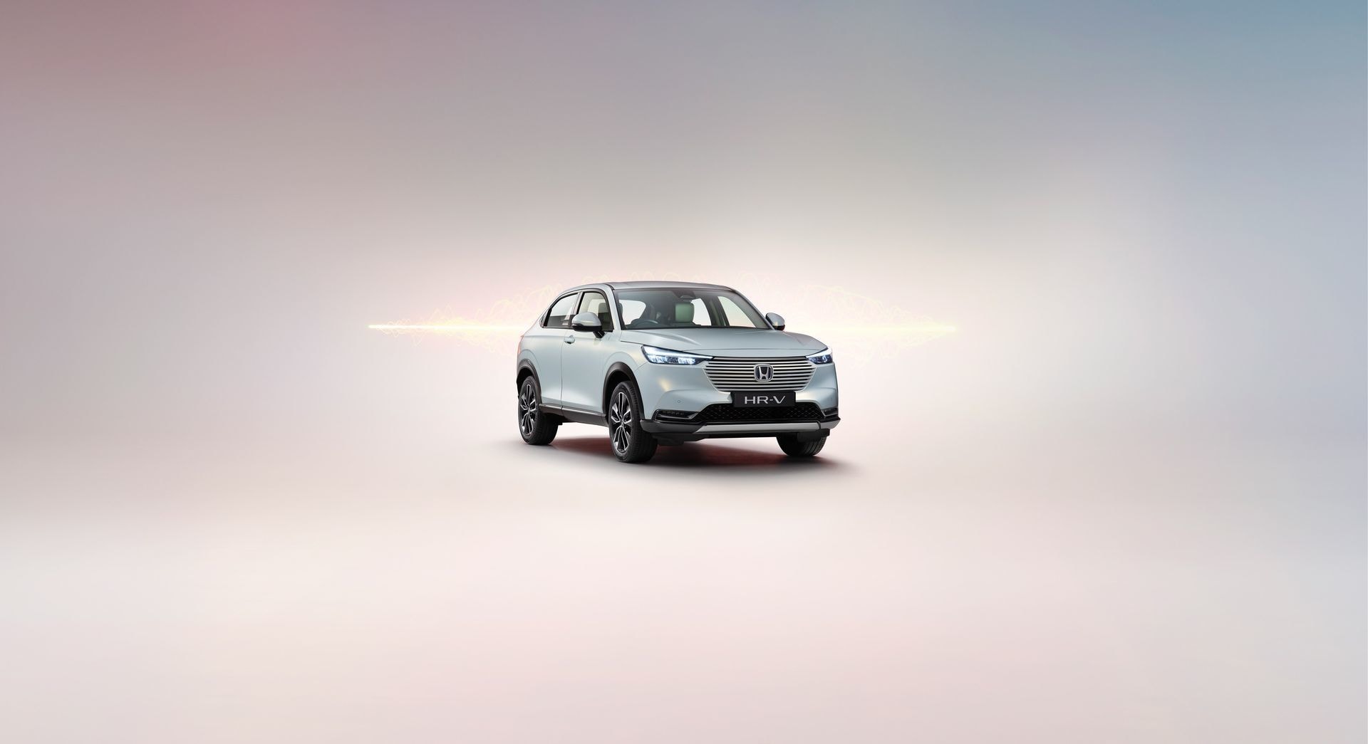 Imponente parrilla frontal del Honda HR-V híbrido.