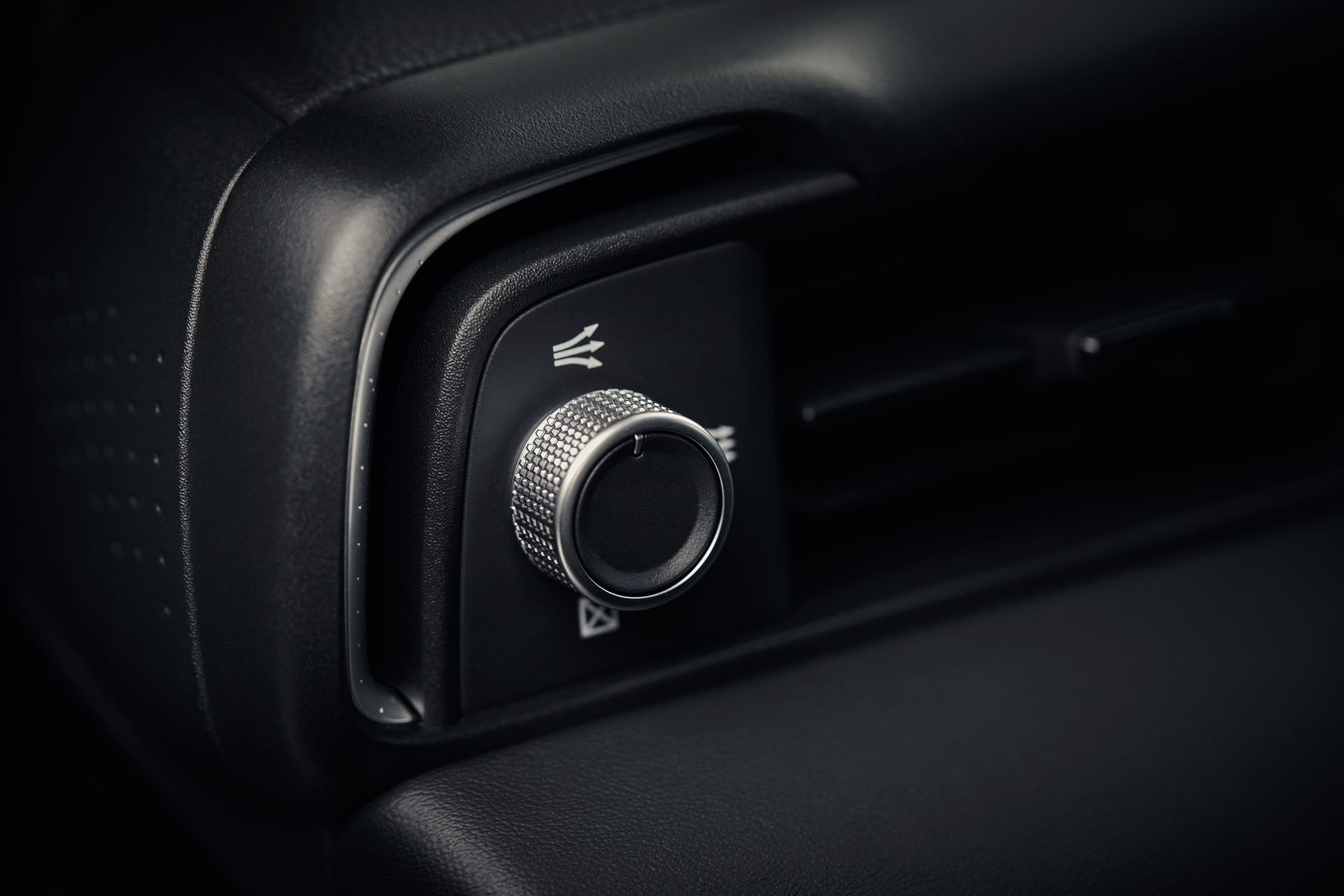 Control de aireación con acabados metálicos de primera calidad.