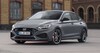 Vista frontal y lateral del Hyundai i30 N Fastback. Vista frontal y lateral del Hyundai i30 N Fastback.