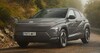 Frontal del Hyundai Kona eléctrico rodeado de niebla. Frontal del Hyundai Kona eléctrico rodeado de niebla.
