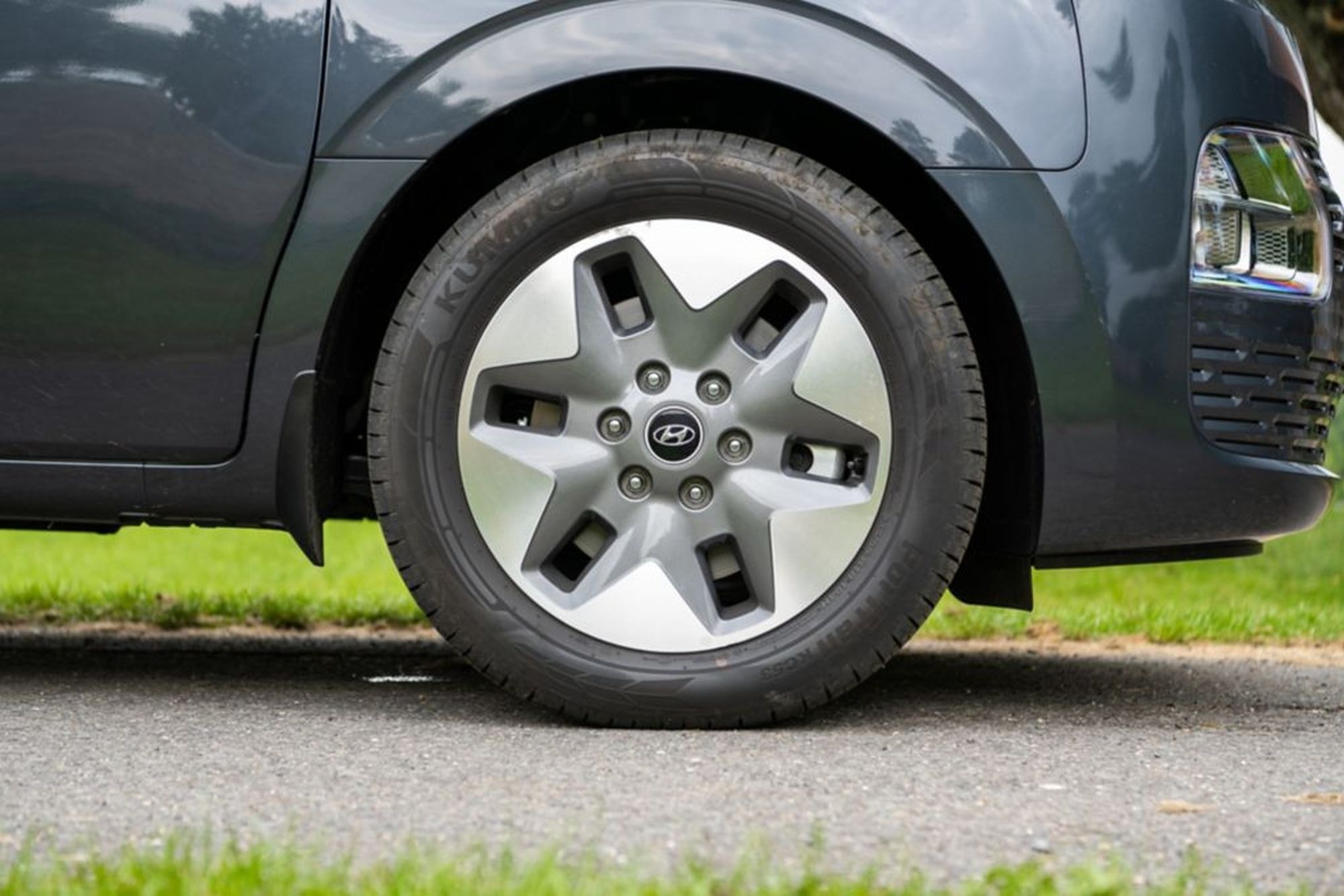 Hyundai Staria híbrido