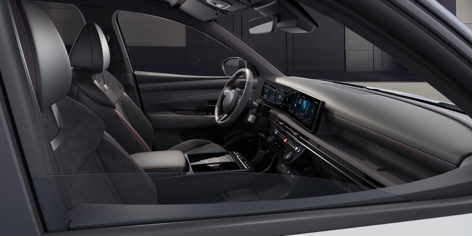 Cabina del Tucson destacando su diseño y tecnología.