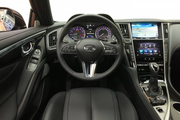 Infiniti Q60 Coupé Infiniti Q60 Coupé