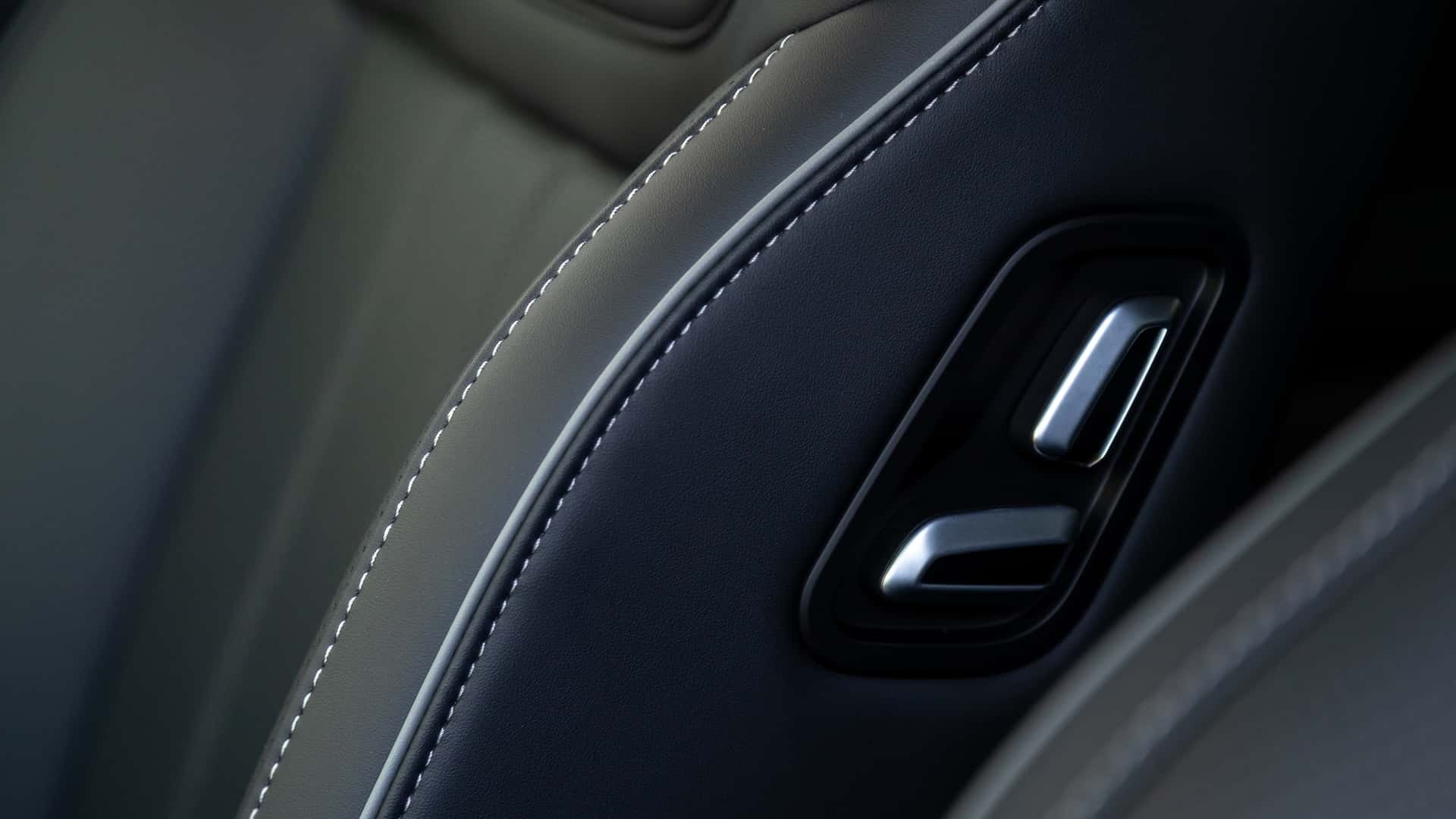 Vista del panel de control del Jaecoo 7, enfatizando su tecnología.