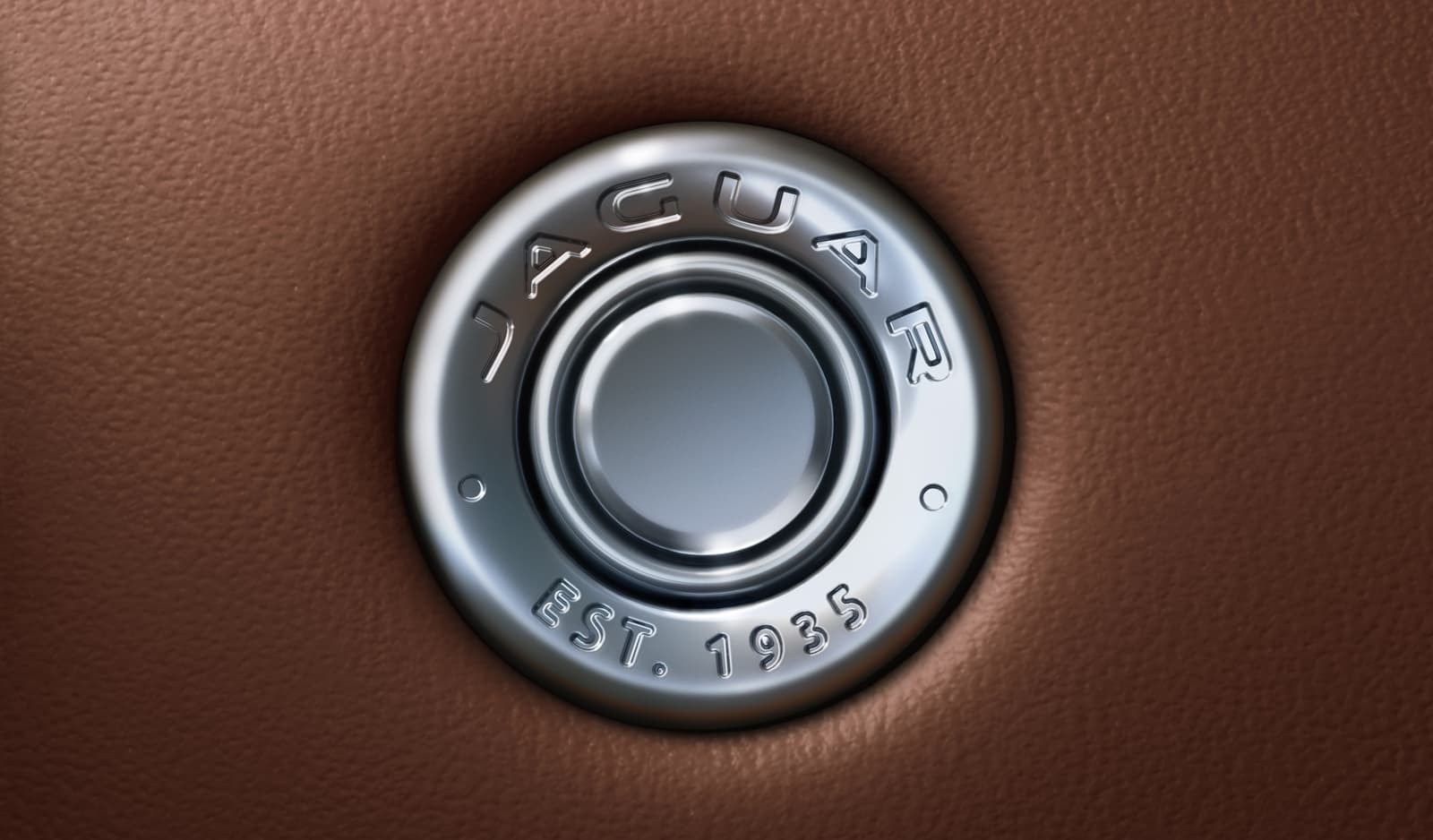 Foco en diseño lateral del Jaguar F-Type, mostrando la insignia con estilo