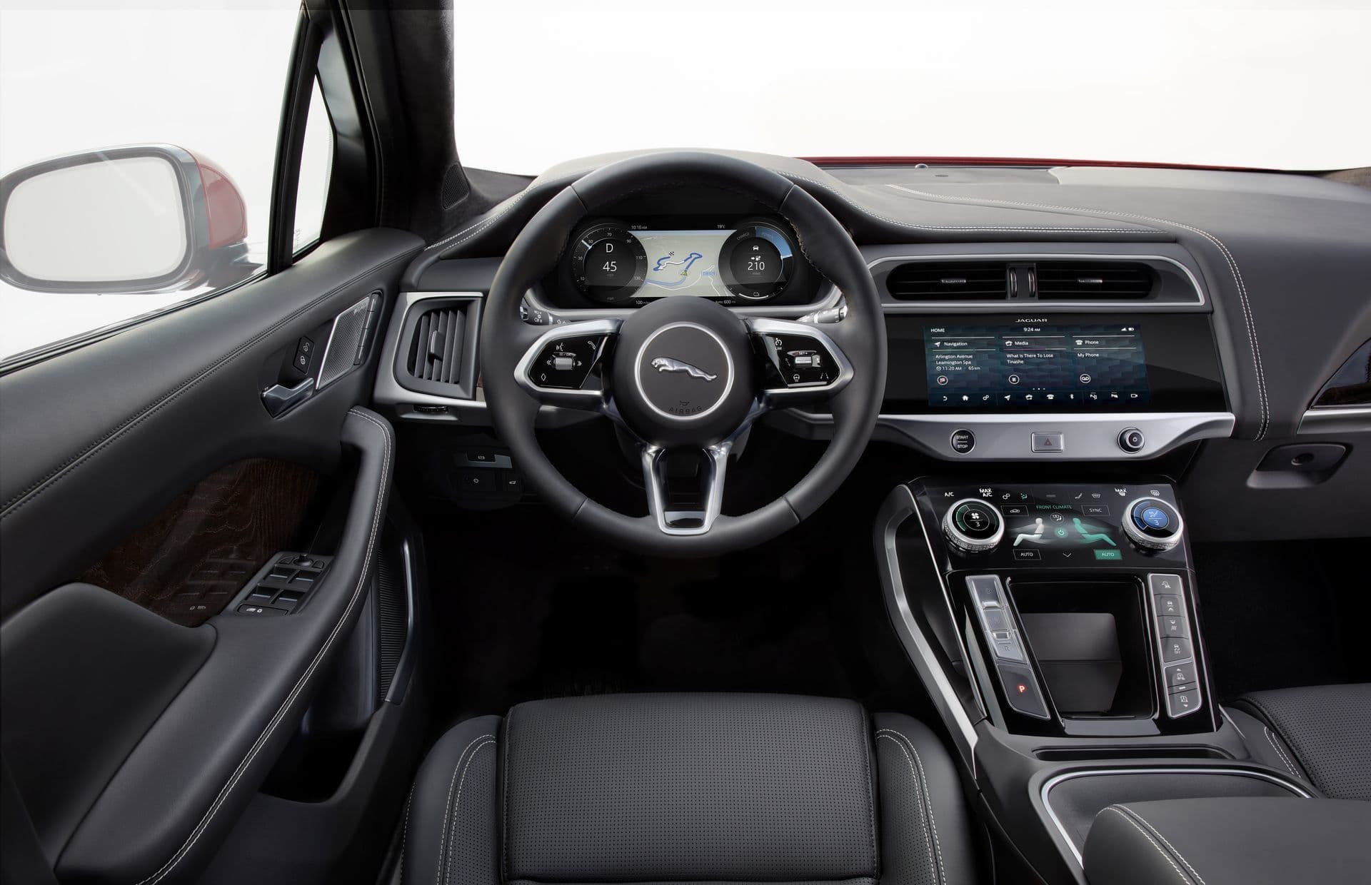 Perfil lateral del Jaguar I-Pace en un impactante rojo.