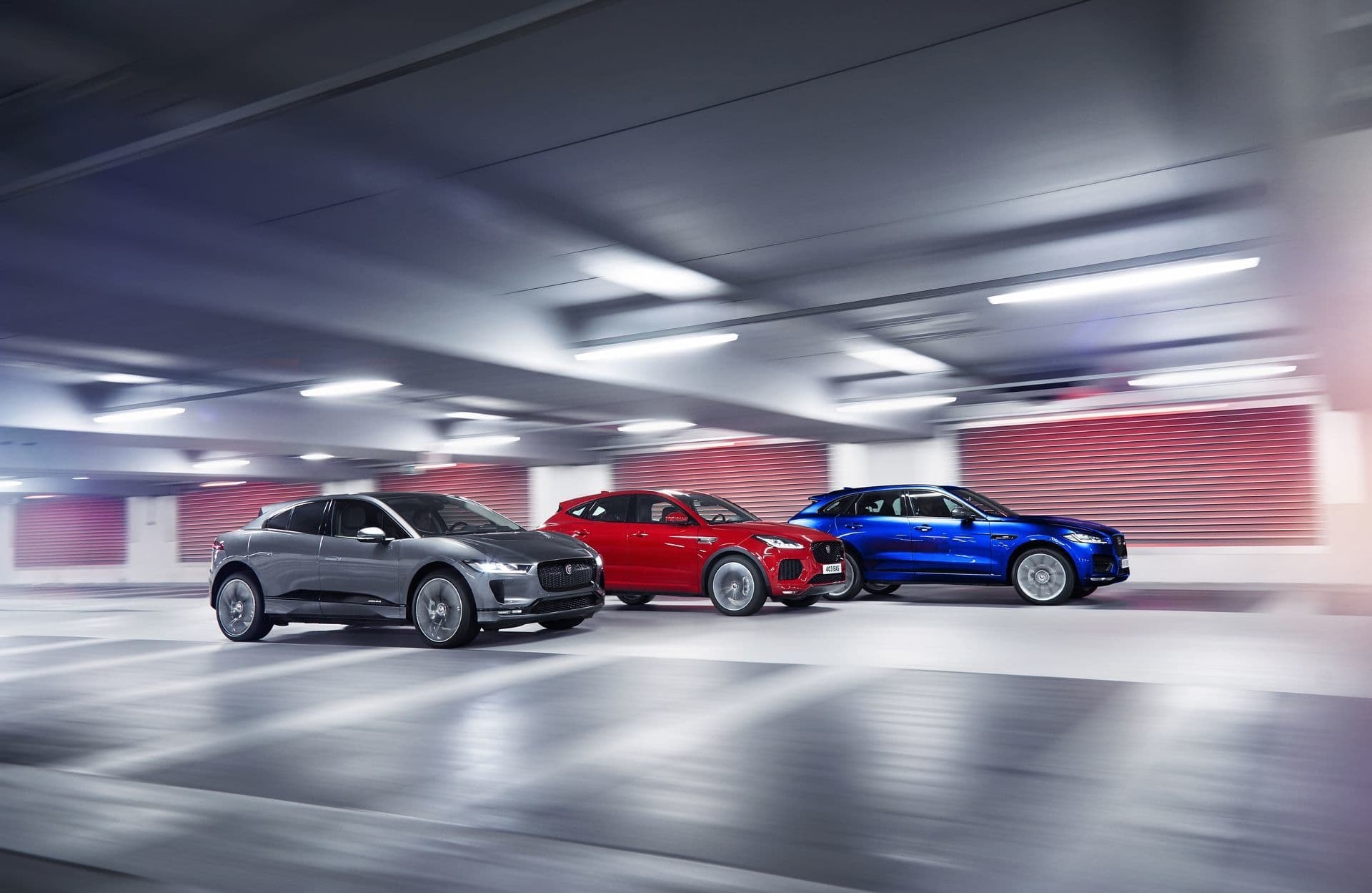 Elegancia y deportividad: el trío de Jaguar I-Pace en colores variados.