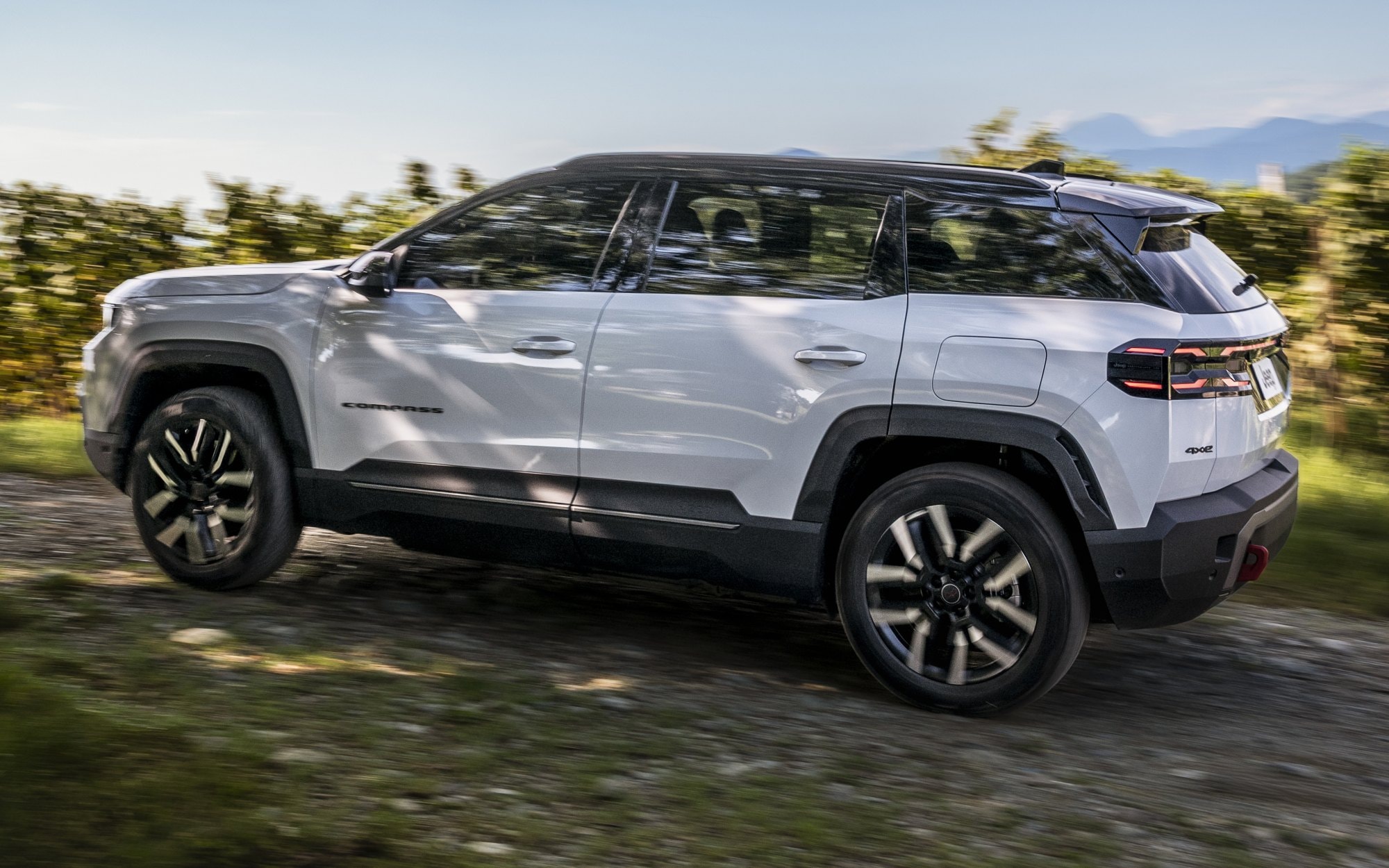 Jeep Compass Híbrido