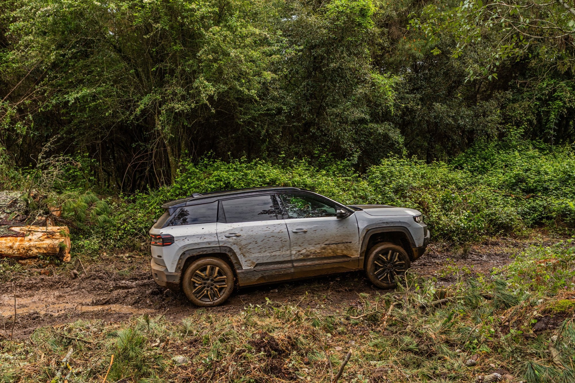 Jeep Compass Híbrido