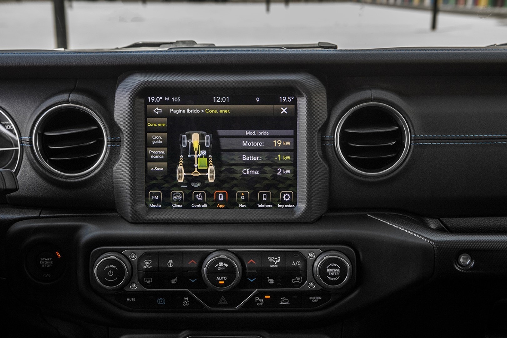 Sistema de infotainment Uconnect del Jeep Wrangler 4xe.