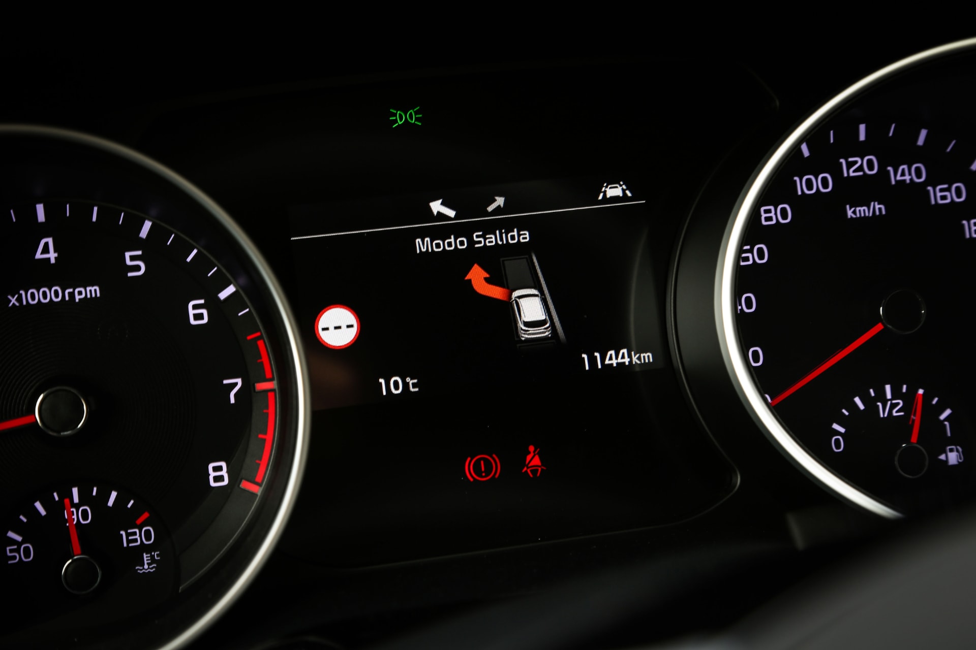 Pantalla del sistema de instrumentación indicando el modo de salida.