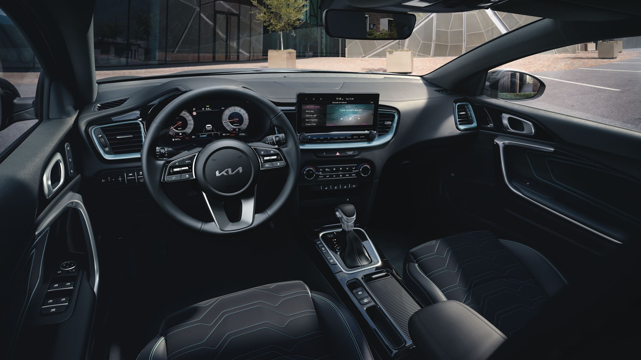Interior del Kia Ceed Tourer, enfocado en el confort y la tecnología.
