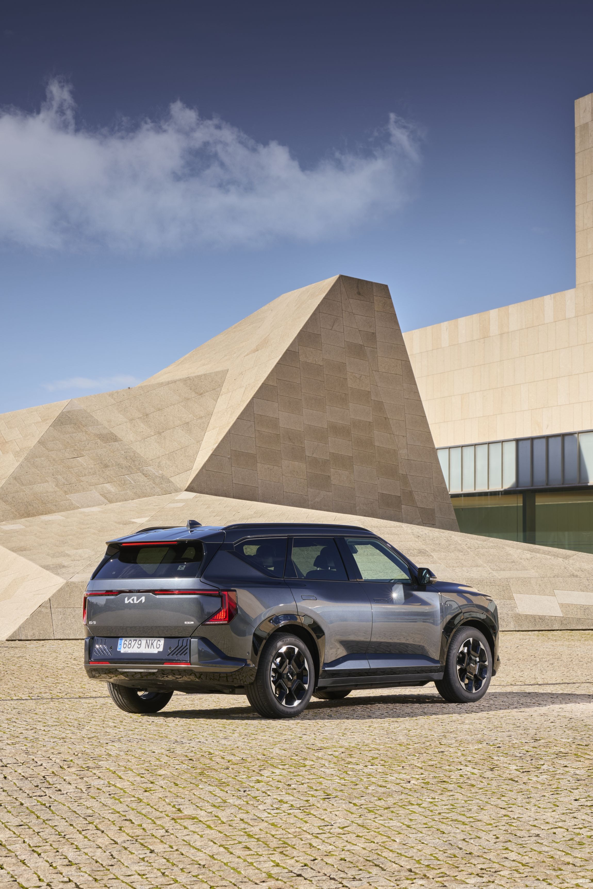 Kia EV5