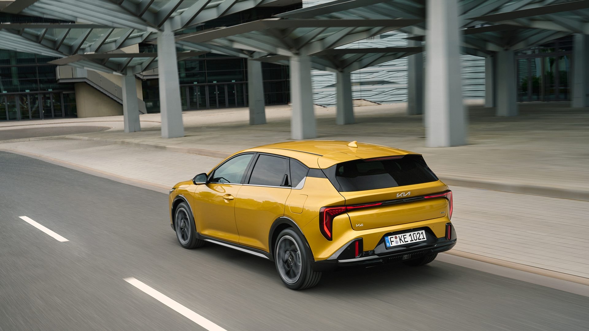 Kia K4