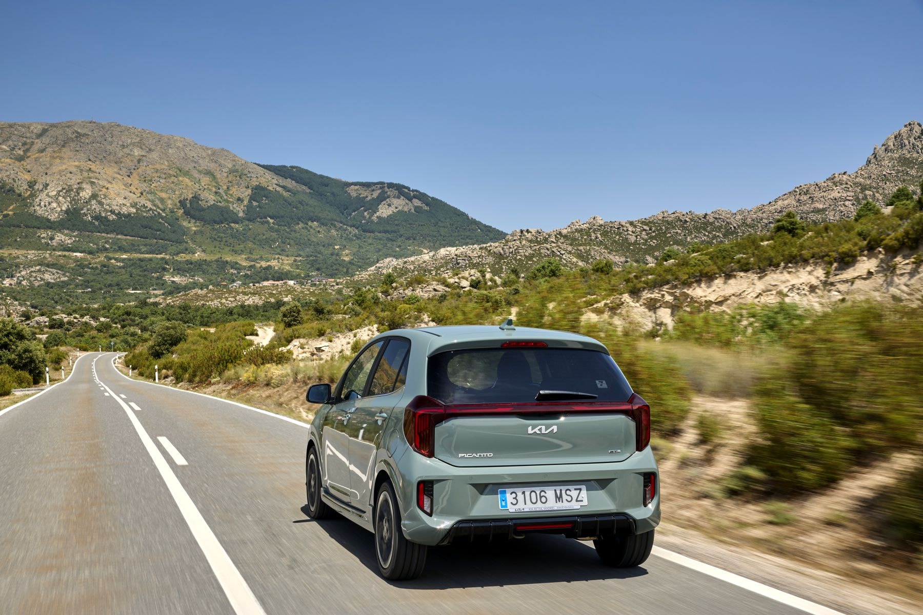 El Kia Picanto destaca por su diseño moderno y aerodinámico.