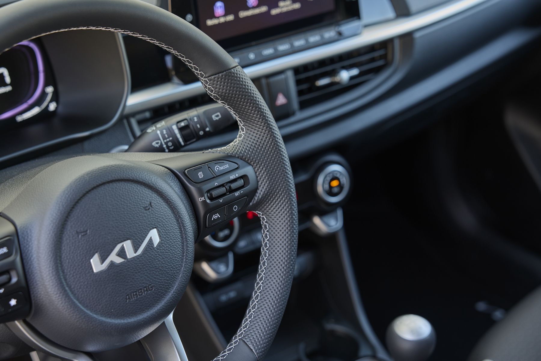 La parte trasera del Kia Picanto muestra su estilo compacto y atractivo.