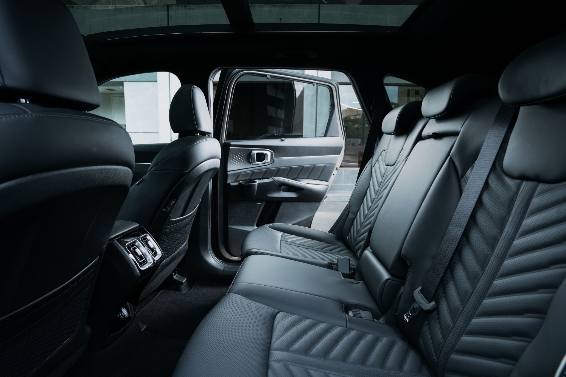 Vista del ajuste del asiento, un enfoque en la comodidad y estilo.