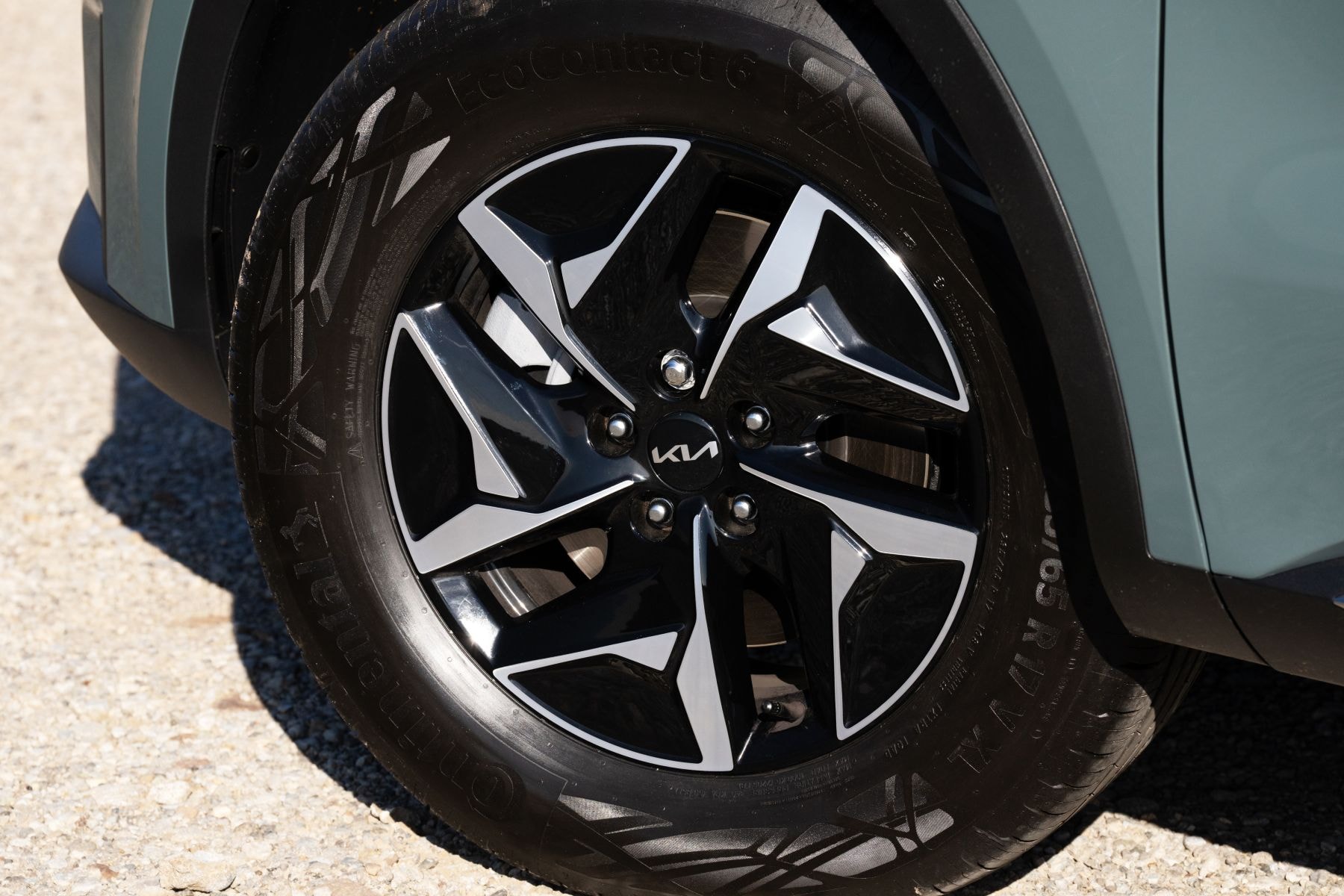 Detalle de la luz trasera del Kia Sorento, con un diseño moderno y distintivo