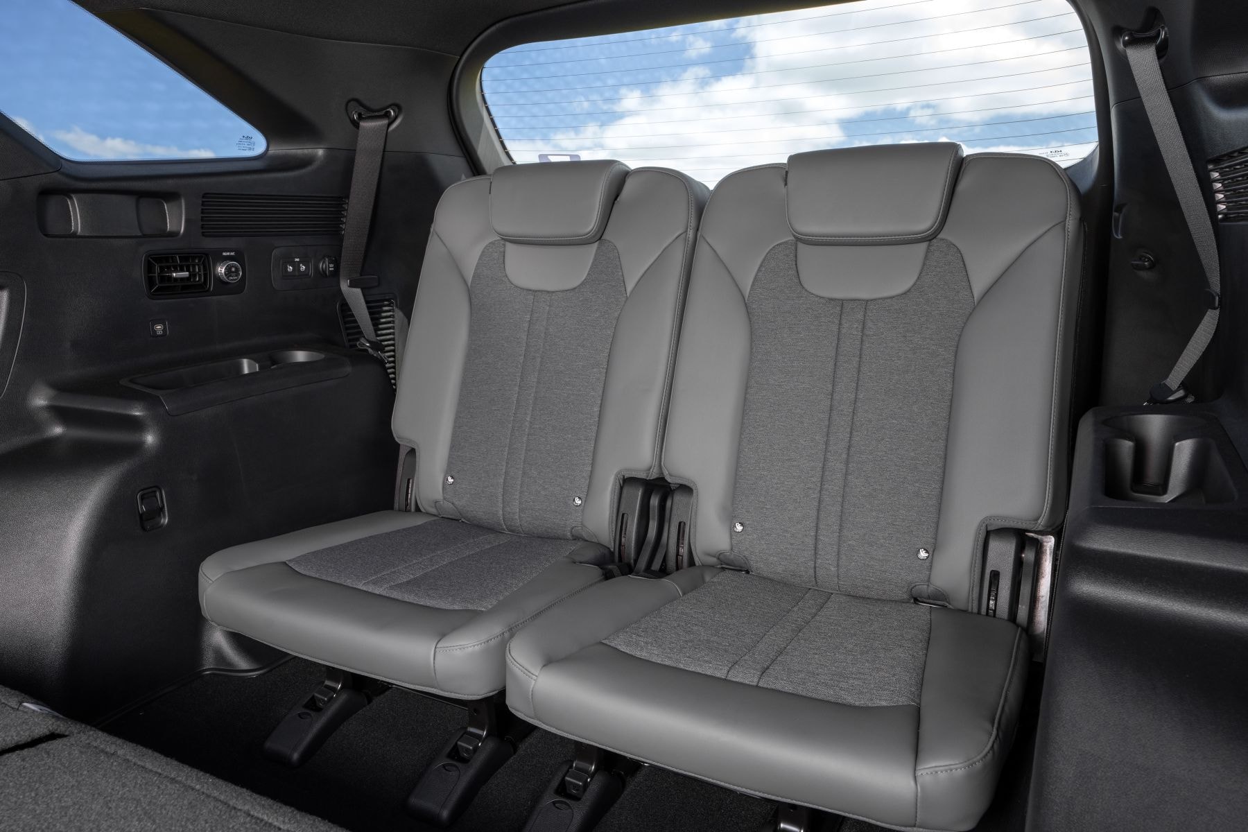 Maletero del Kia Sorento Híbrido, con diseño funcional y accesibilidad.