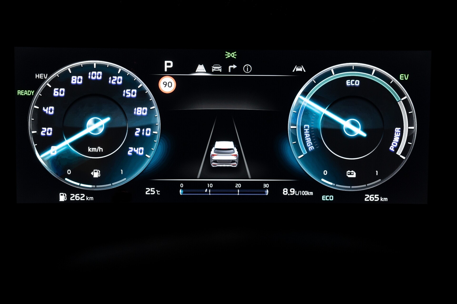 Sistema de advertencia para el conductor con foco en eficiencia y asistencia eléctrica.