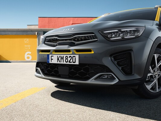 Detalle de la parrilla y diseño frontal del Kia Stonic. Detalle de la parrilla y diseño frontal del Kia Stonic.