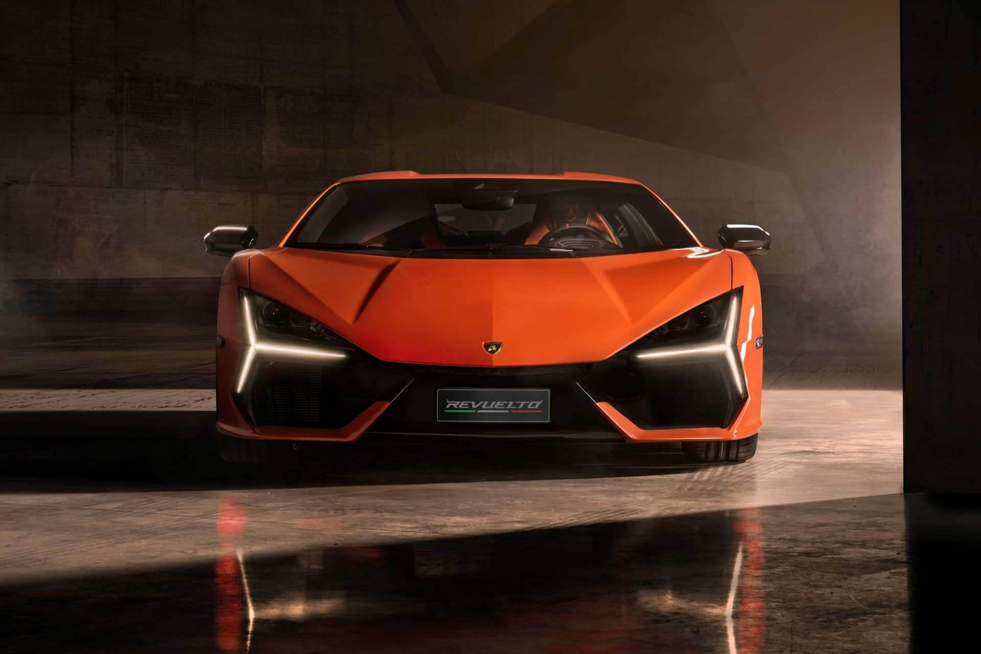 Lamborghini Revuelto