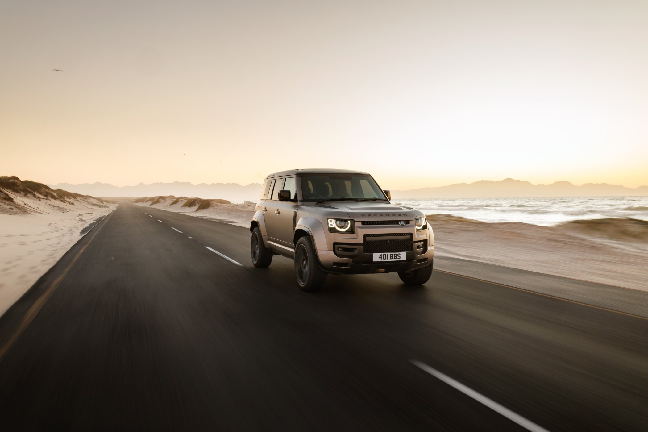 Land Rover Defender Híbrido