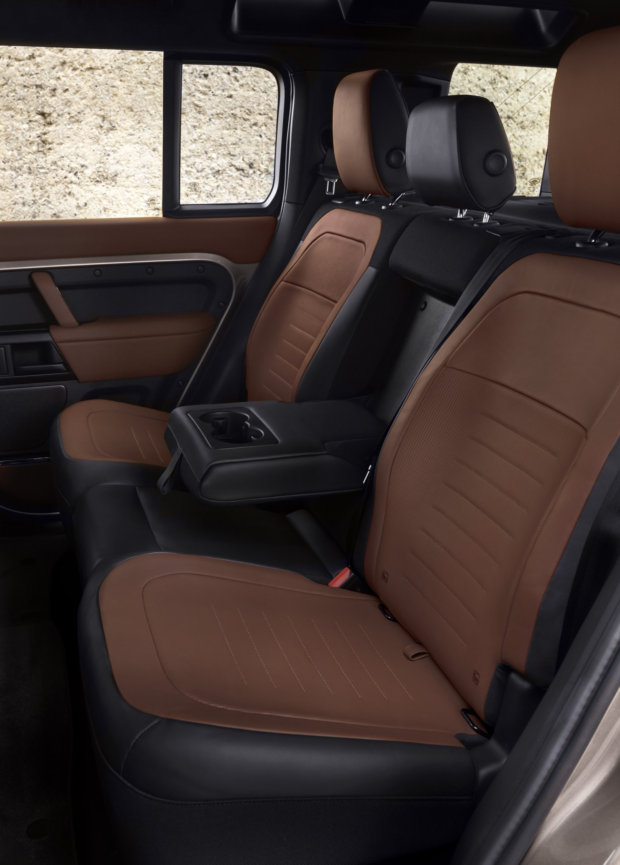 Tablero digital moderno y funcional, cada detalle al alcance.