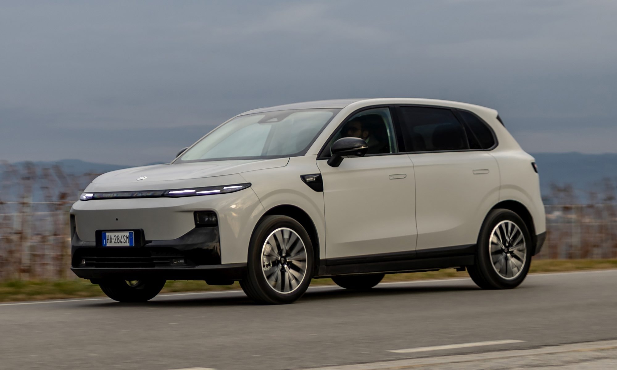 Leapmotor B10 híbrido