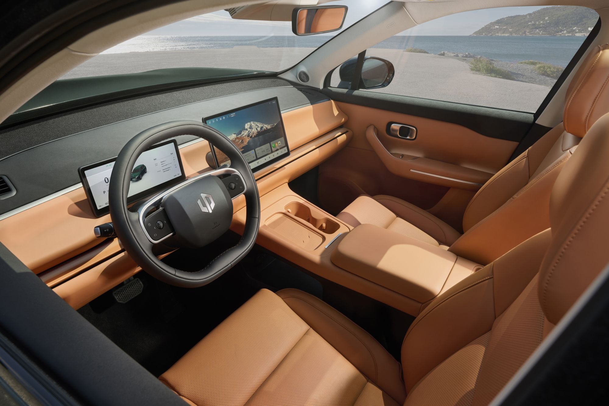 Detalle del compartimento central, funcional y sofisticado.