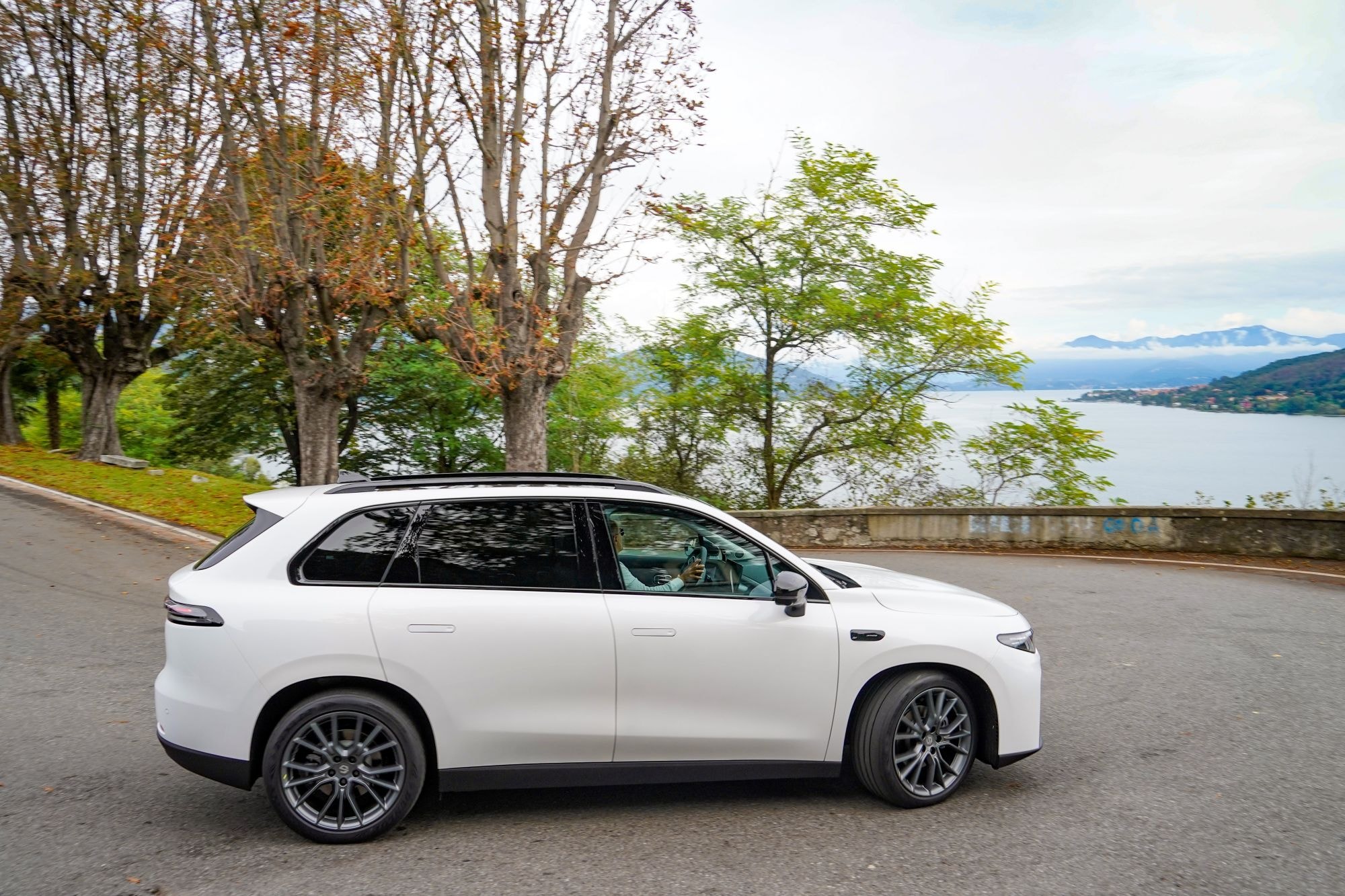 Amplio maletero del Leapmotor C10, ideal para viajes largos.