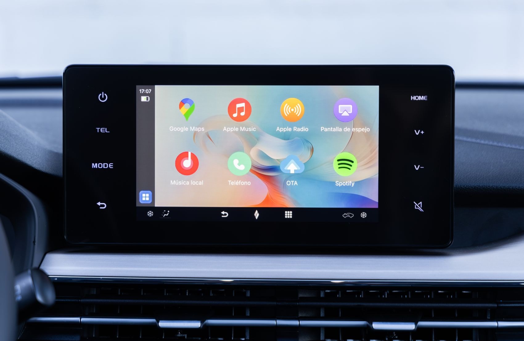 Sistema de control de aire acondicionado mostrado en pantalla.