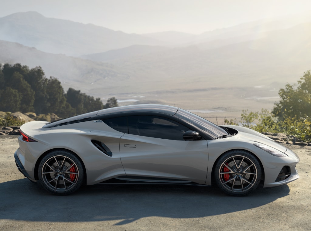 Lotus Emira