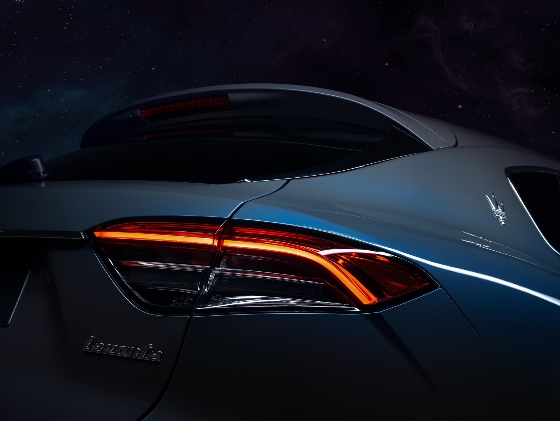 Foco trasero del Levante, mostrando su diseño elegante y moderno.