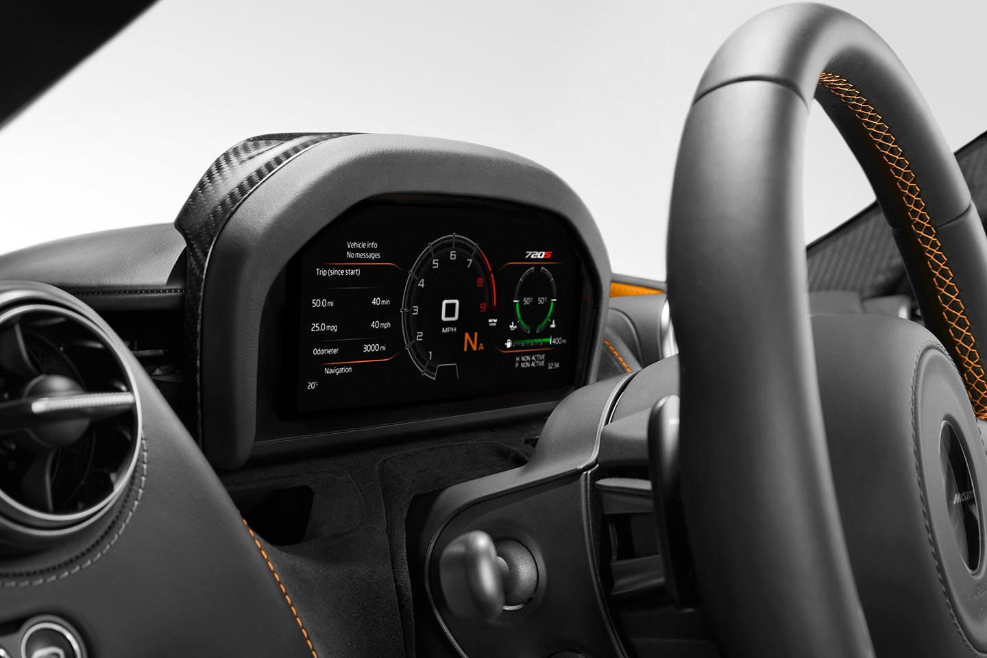 Vista del cuadro de instrumentos digital del McLaren 720S.