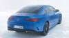 Perspectiva trasera y lateral del Mercedes CLA Híbrido, con líneas elegantes y deportivas. Perspectiva trasera y lateral del Mercedes CLA Híbrido, con líneas elegantes y deportivas.