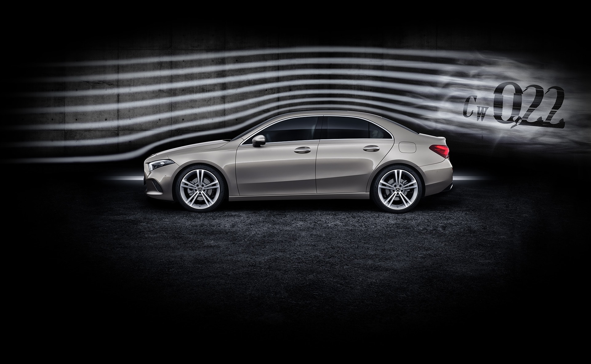 Vista lateral mostrando iluminación y contorno en un túnel de viento oscuro