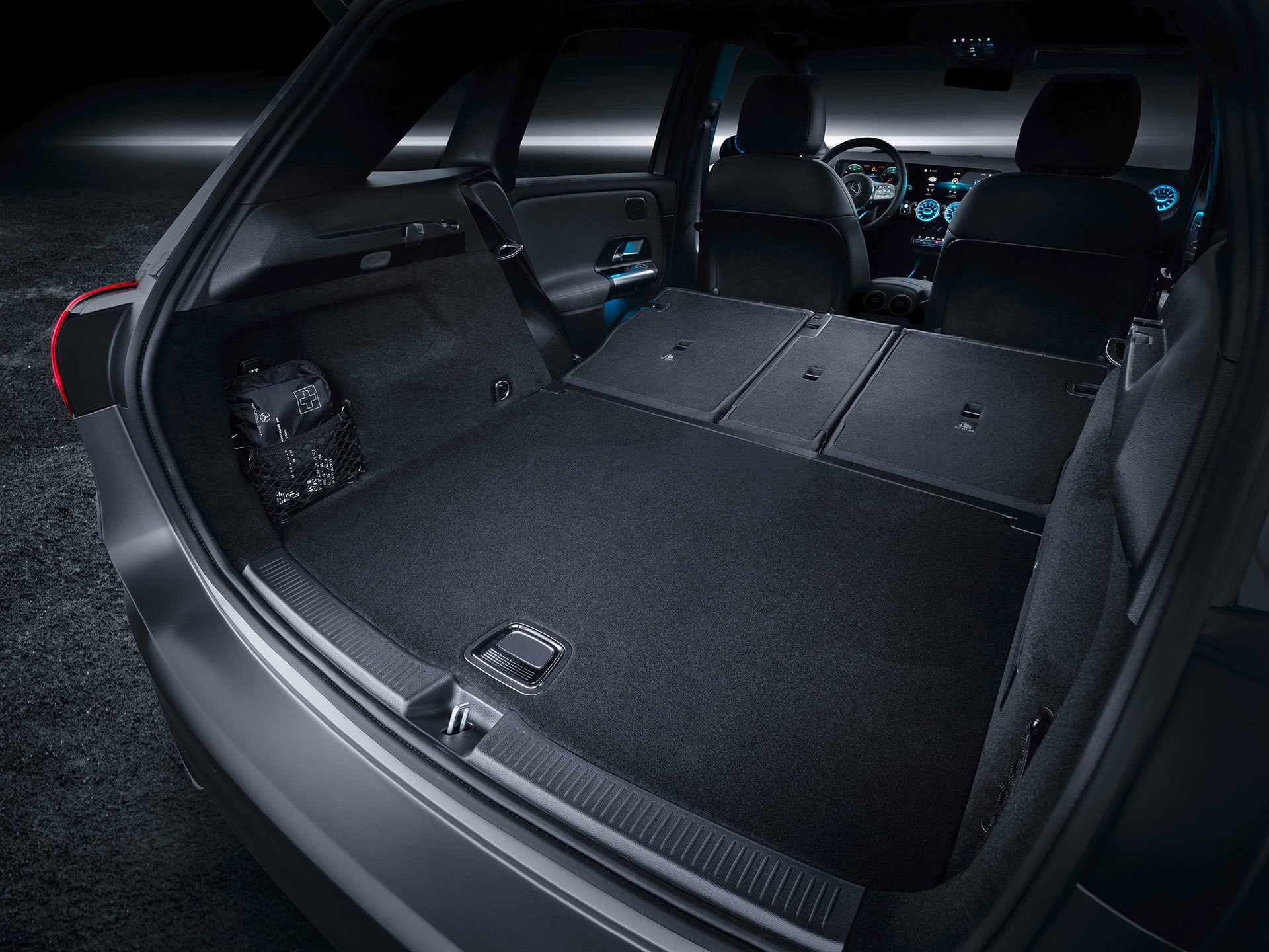 Iluminación ambiental en las salidas de aire.