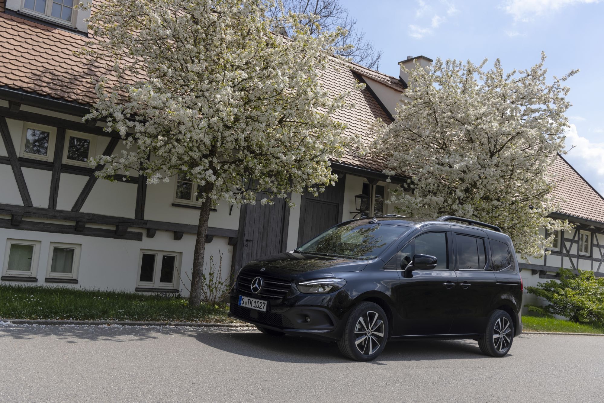 Maletero del Mercedes Clase T, con espacio suficiente para bicicletas.