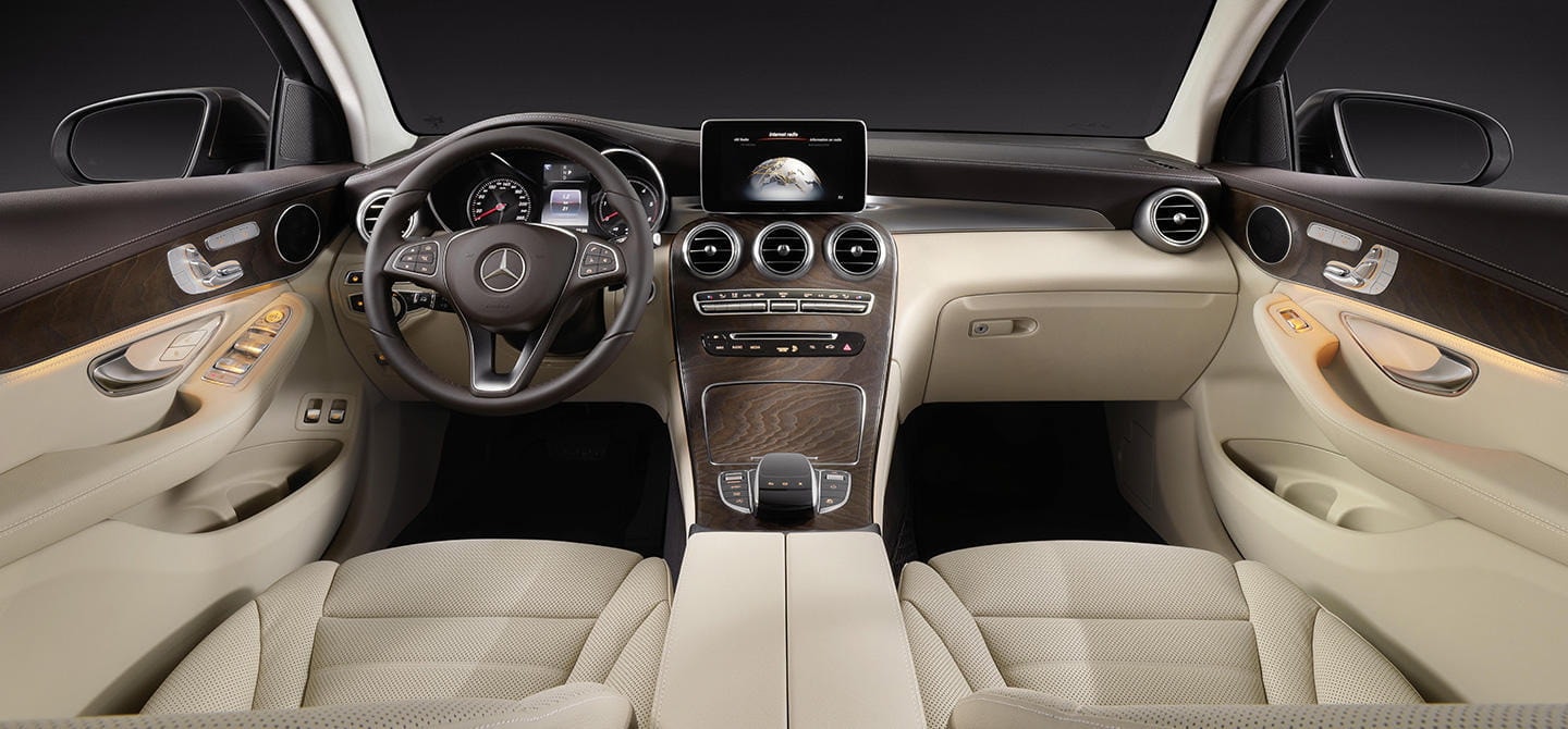 Cabina del GLC Coupé, combinando confort y elegancia.