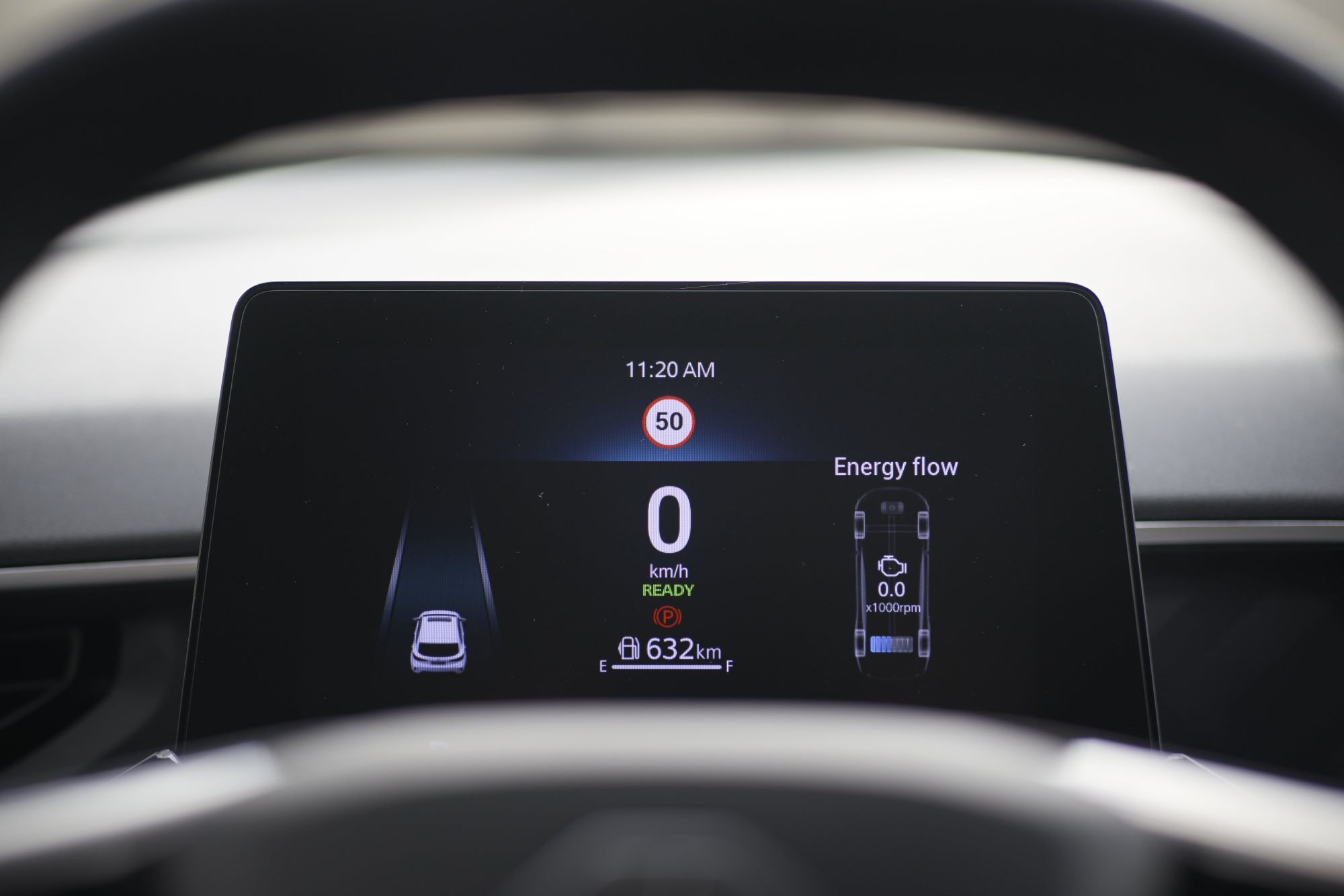 Interior del MG 3 mostrando su elegante volante con logotipo.