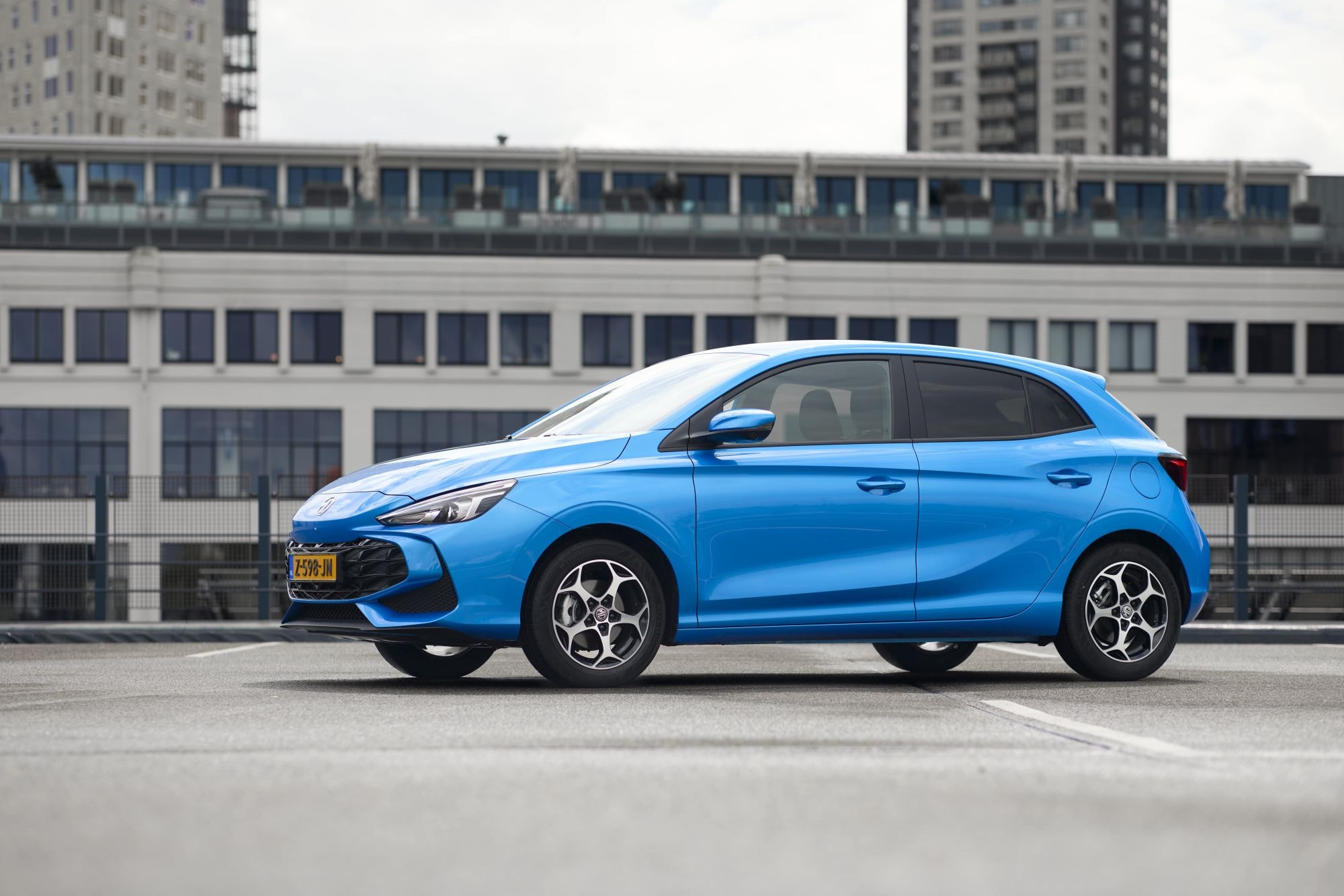 Maletero del MG 3 híbrido, ofrece buen espacio y funcionalidad.