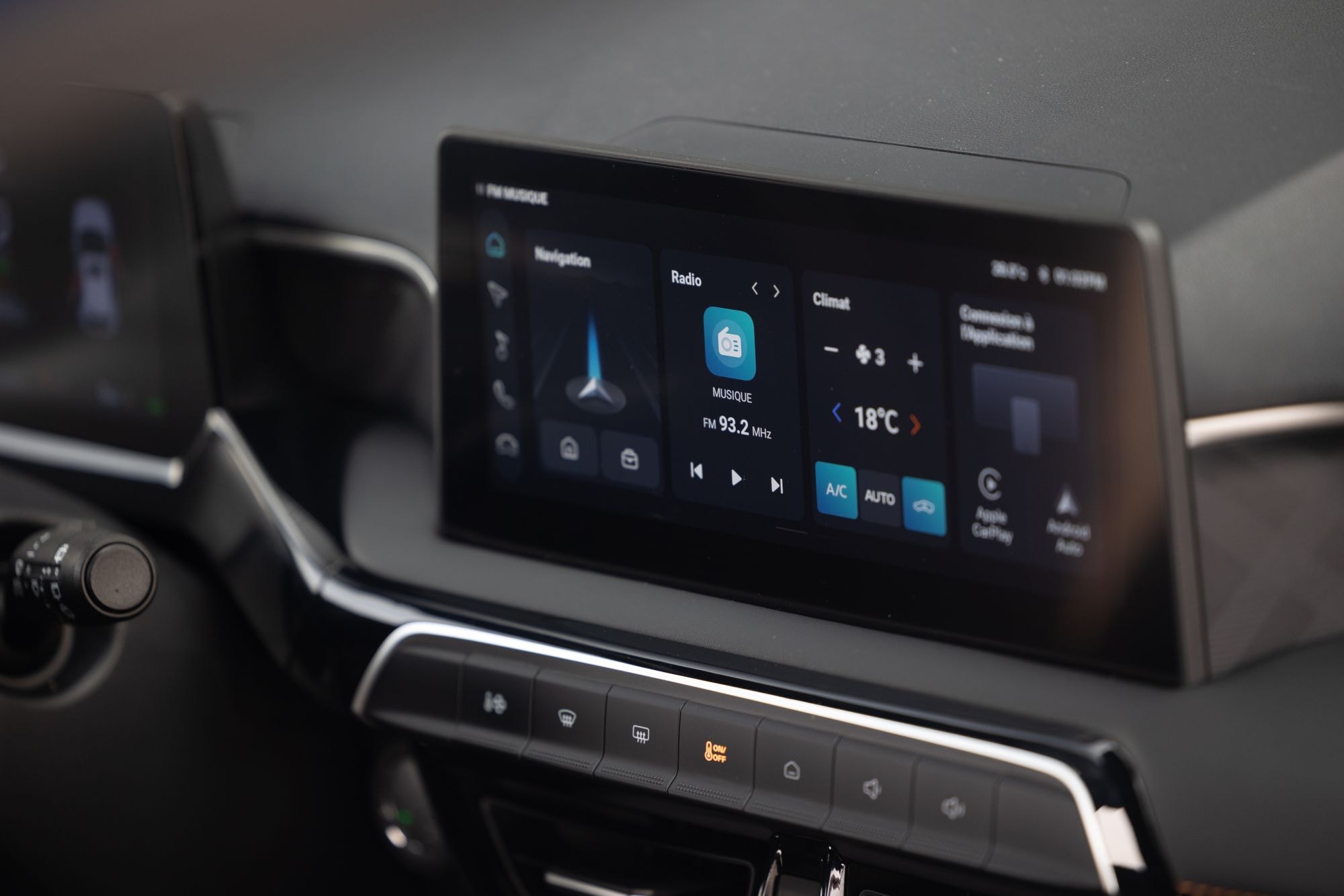 Espacioso maletero del MG 3, ideal para viajes.