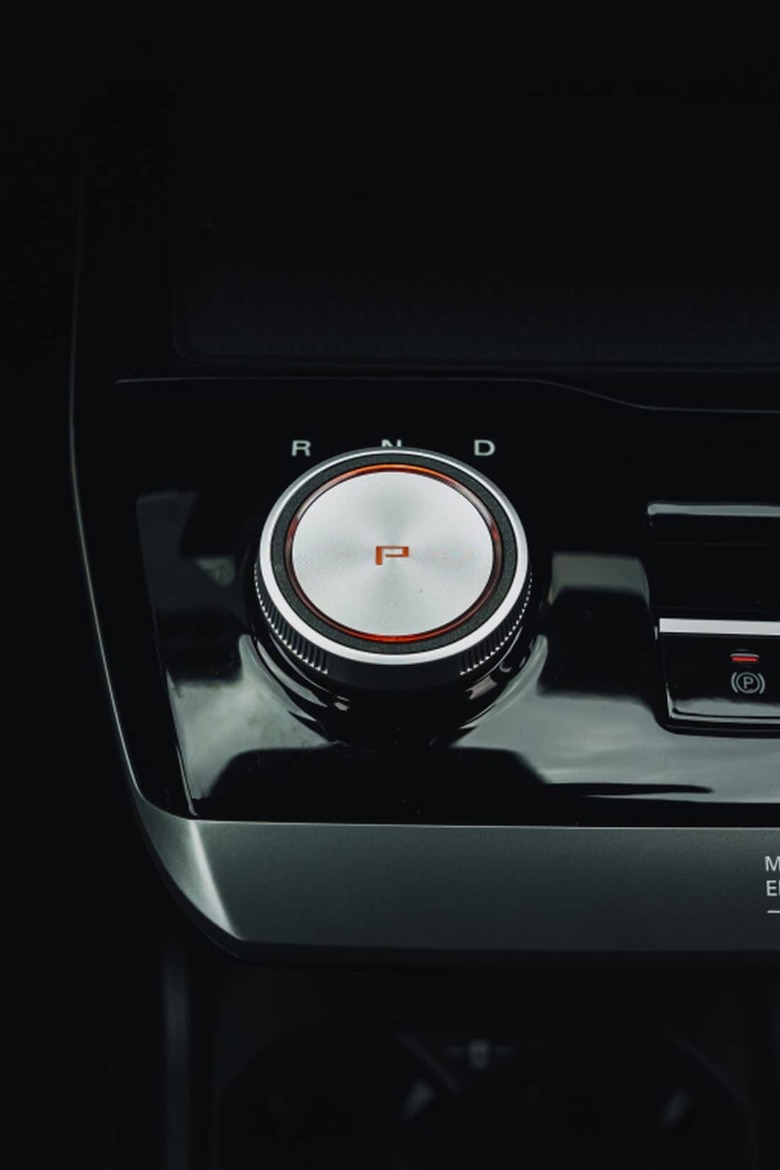 Selector de marchas rotativo del MG 4.