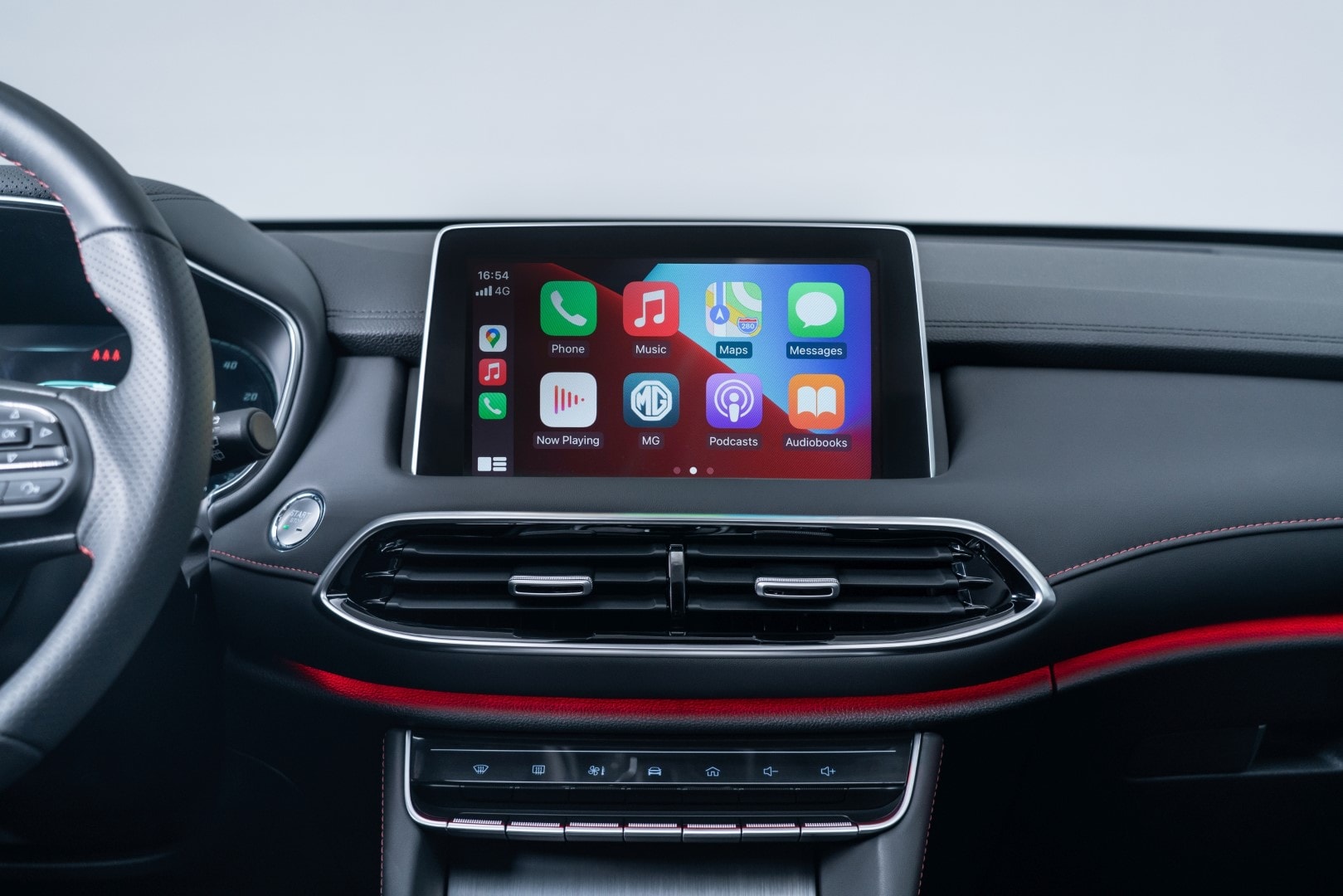 Asientos traseros del MG HS Híbrido, con un enfoque en confort.