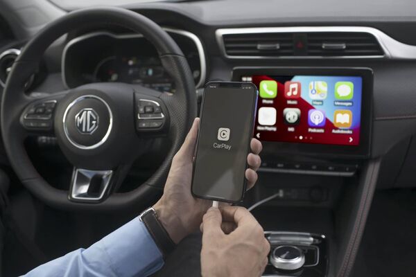 Demostración de la conectividad CarPlay en la pantalla del sistema. Demostración de la conectividad CarPlay en la pantalla del sistema.