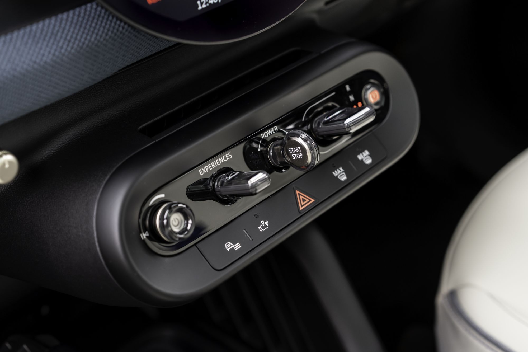 Visualización del estado de batería y eficiencia en la pantalla.