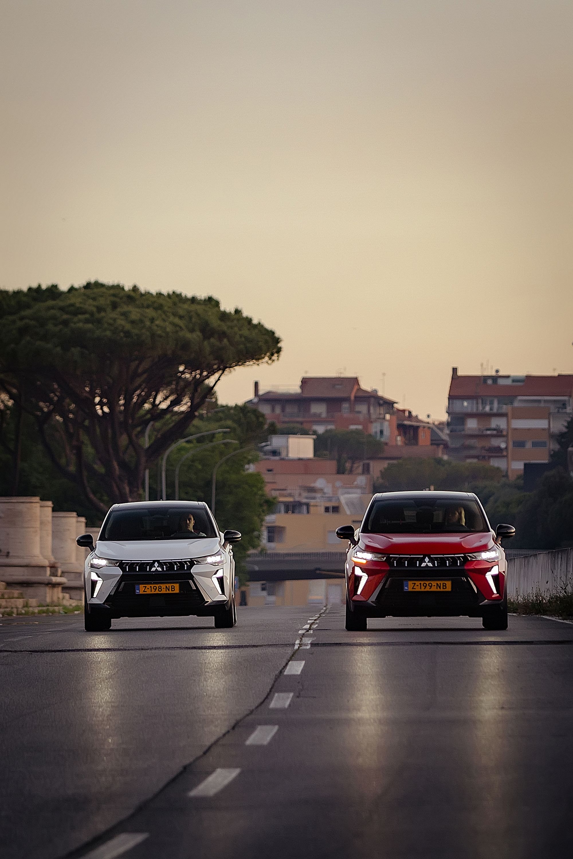 Vista detallada del interior del Mitsubishi ASX, con un diseño moderno y funcional.