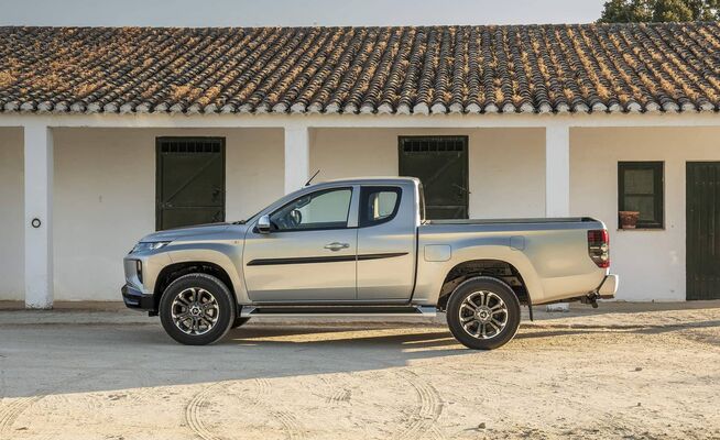 Mitsubishi L200 Mitsubishi L200